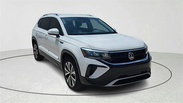 new 2024 Volkswagen Taos car, priced at $24,000
