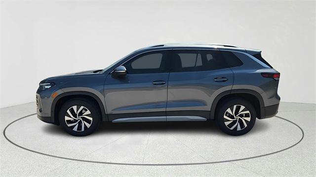 new 2025 Volkswagen Tiguan car, priced at $28,015