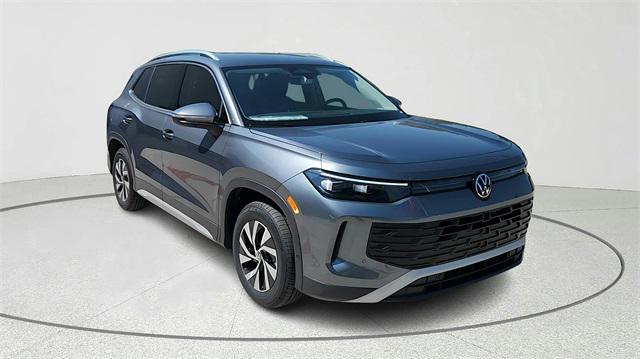 new 2025 Volkswagen Tiguan car, priced at $28,015