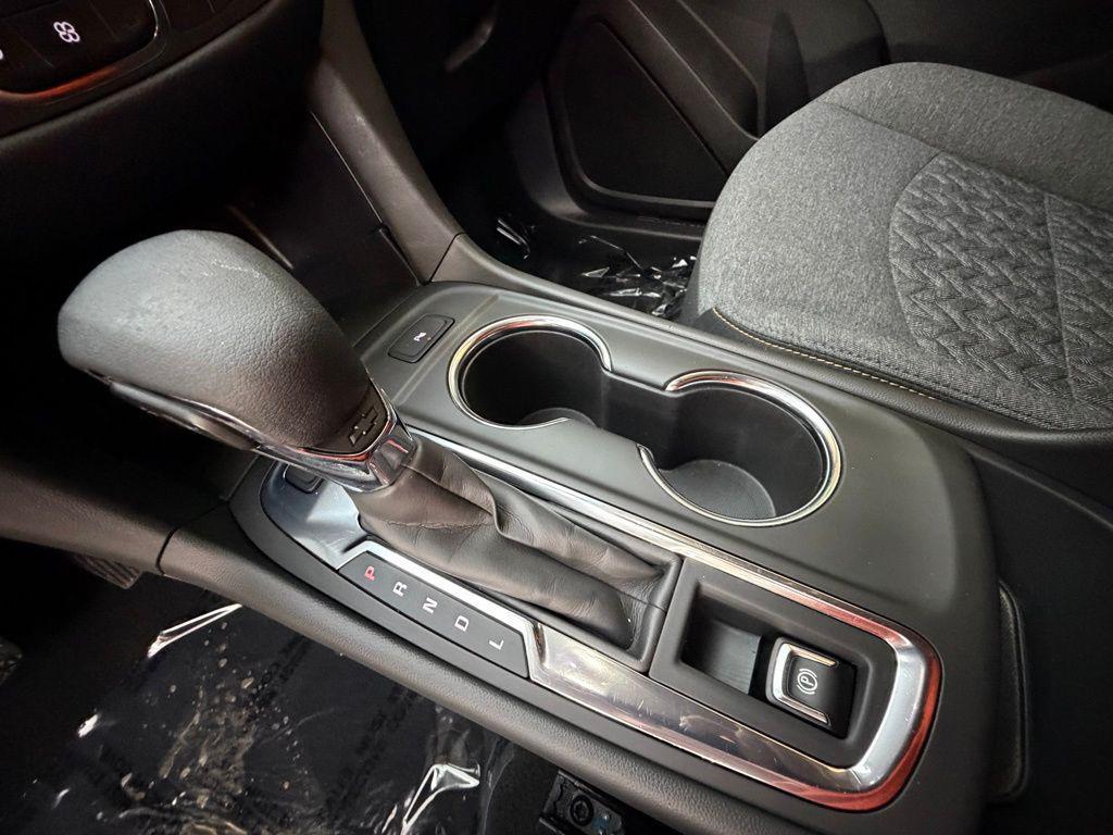 used 2023 Chevrolet Equinox car, priced at $24,399