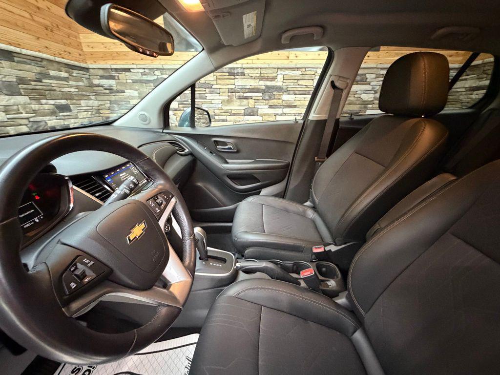 used 2022 Chevrolet Trax car, priced at $18,999