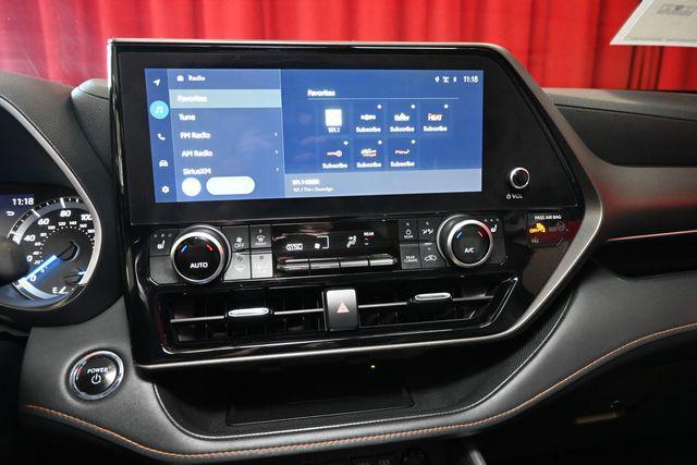 used 2023 Toyota Highlander Hybrid car, priced at $38,461