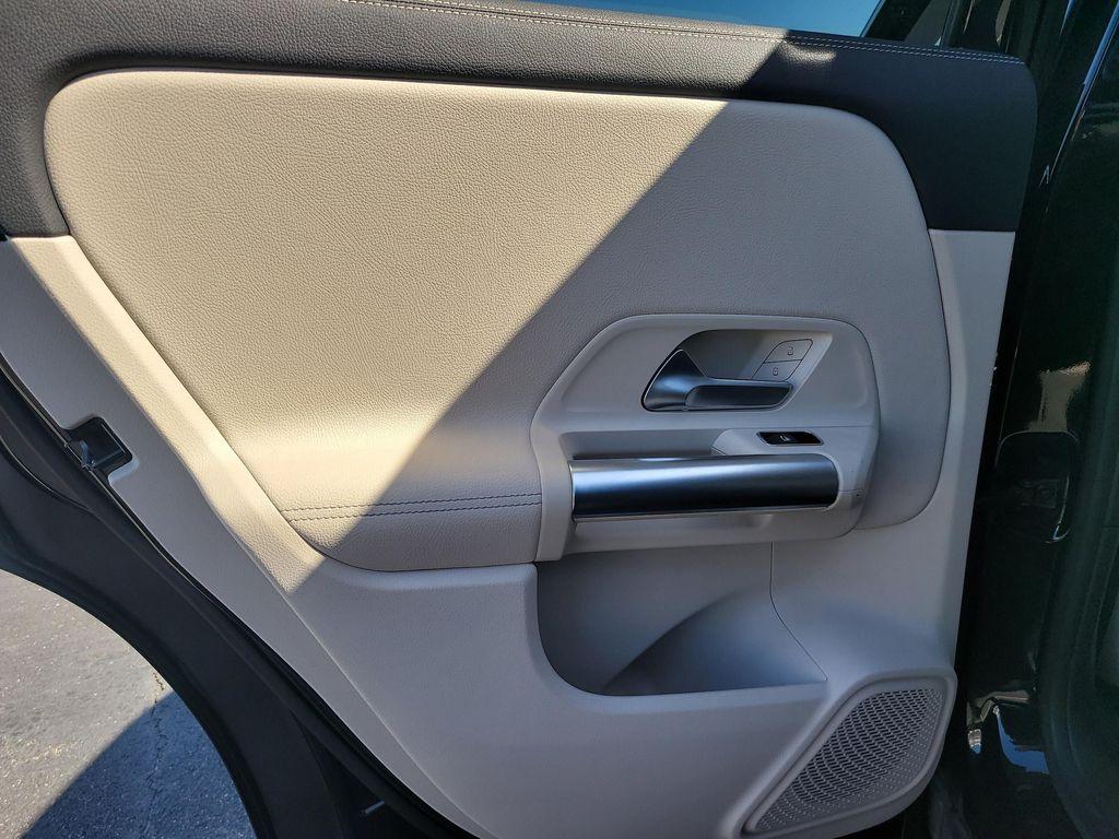 used 2021 Mercedes-Benz GLA 250 car, priced at $22,728