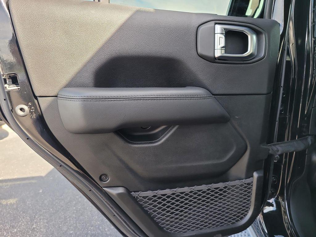 used 2020 Jeep Wrangler Unlimited car, priced at $30,295