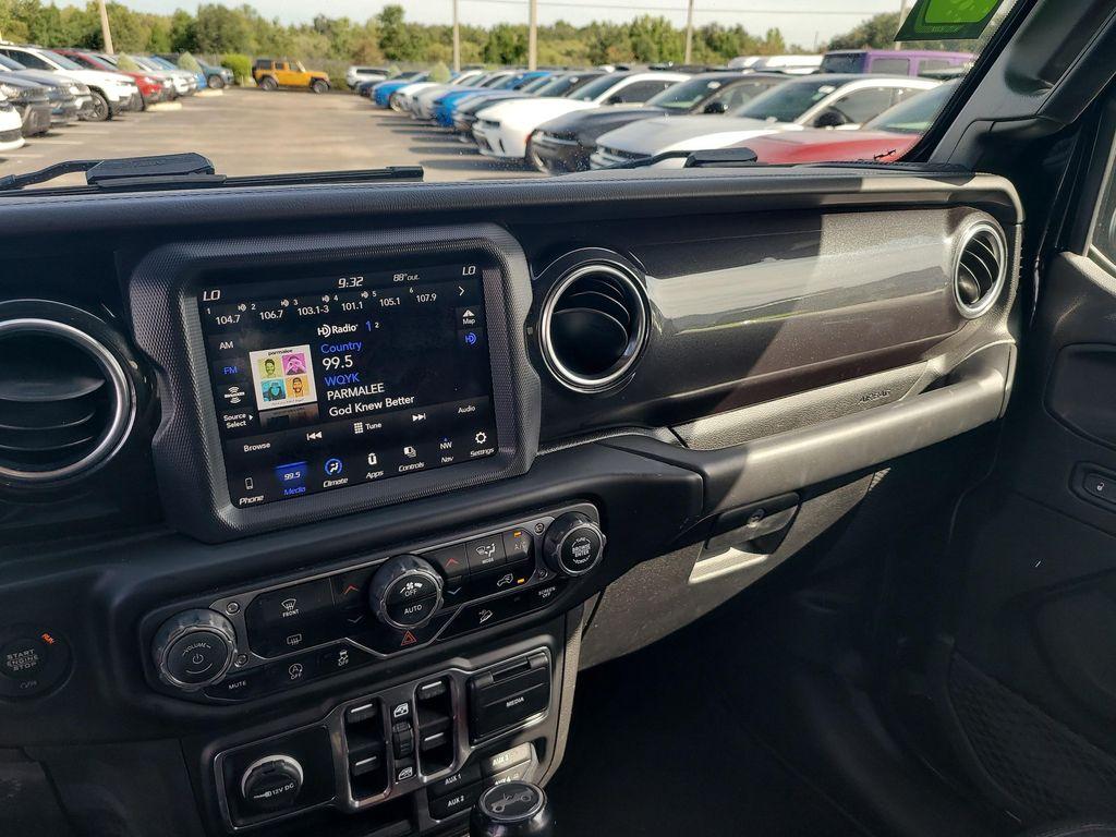 used 2020 Jeep Wrangler Unlimited car, priced at $30,295