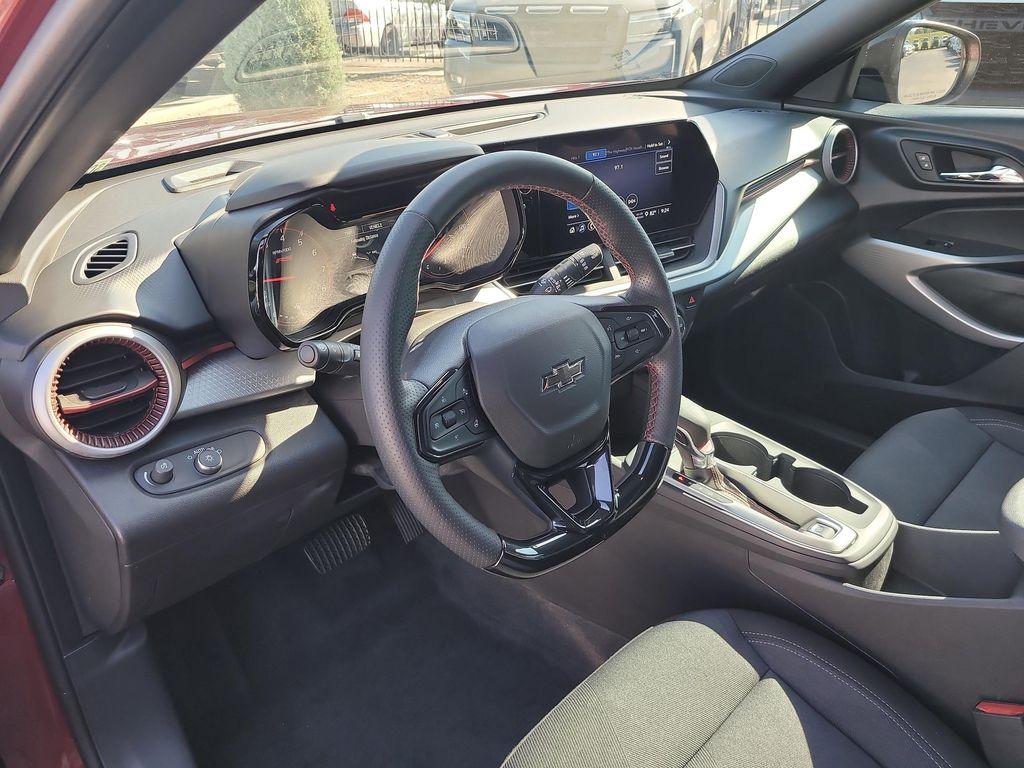 used 2025 Chevrolet Trax car, priced at $18,992