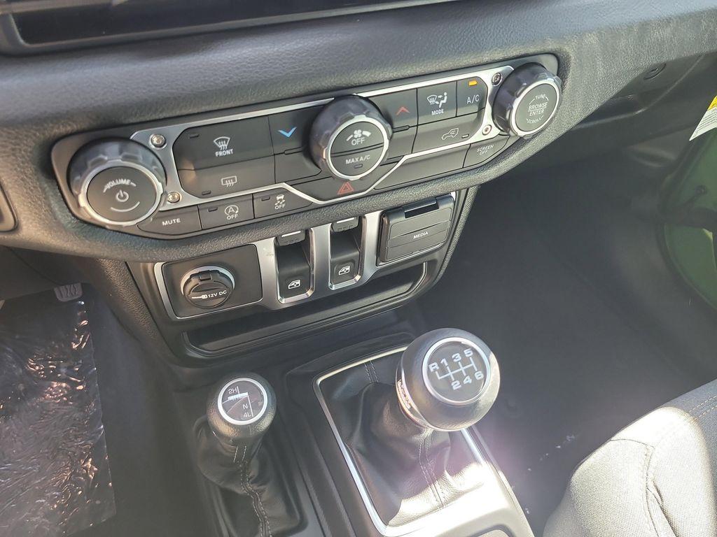 new 2026 Jeep Wrangler car, priced at $34,275