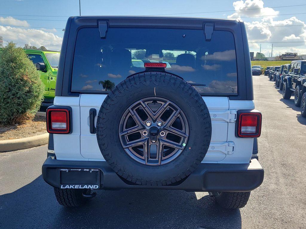 new 2026 Jeep Wrangler car, priced at $37,492