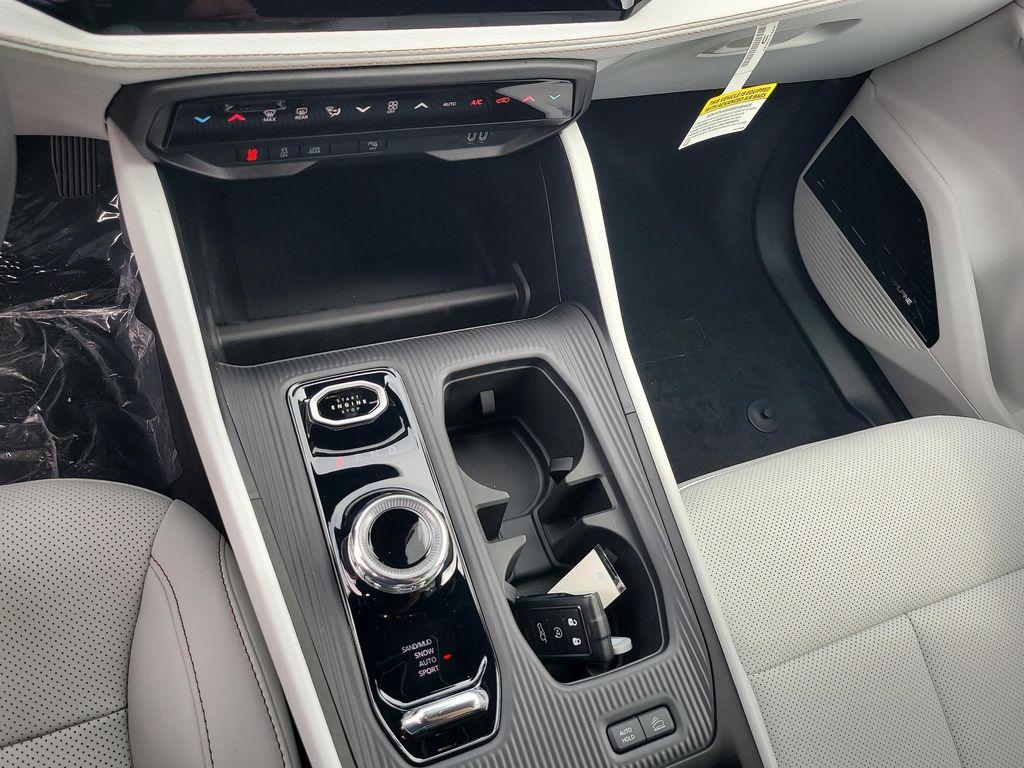 new 2026 Jeep Cherokee car, priced at $37,817
