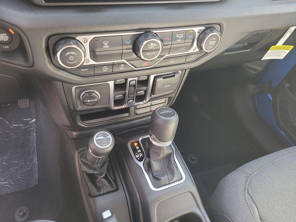 new 2026 Jeep Gladiator car, priced at $37,481