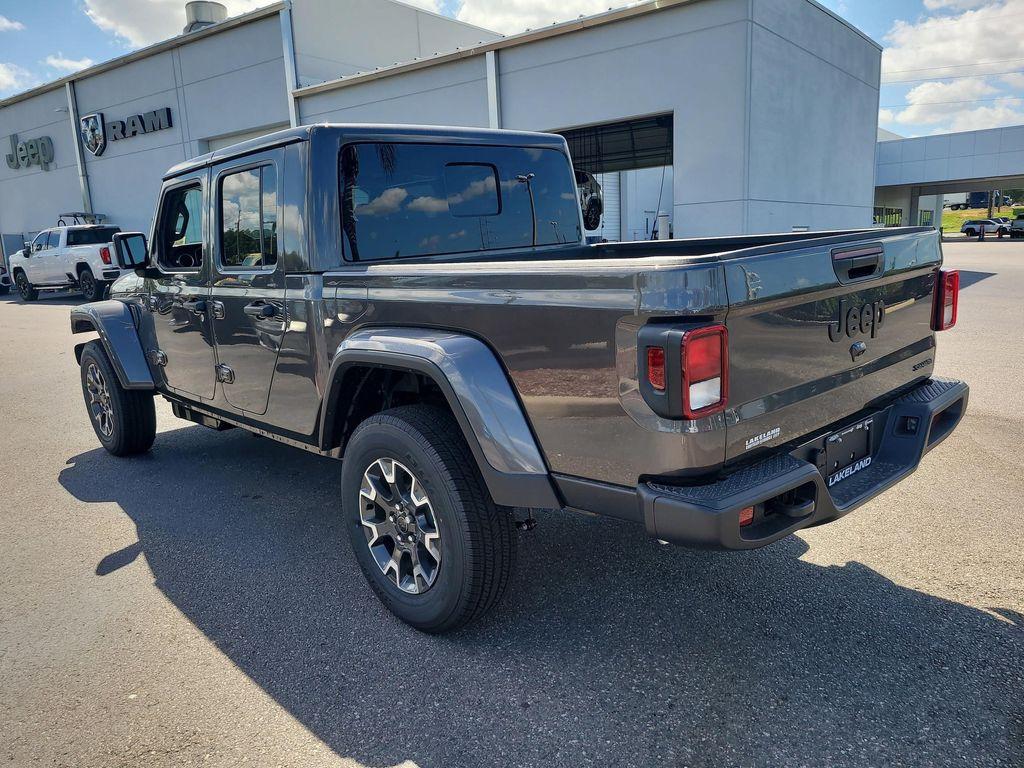 new 2026 Jeep Gladiator car, priced at $42,937