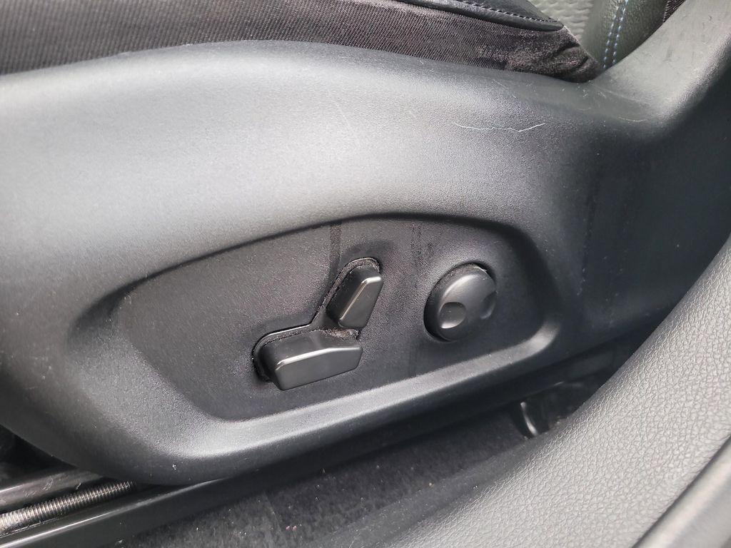 used 2022 Jeep Compass car, priced at $17,996