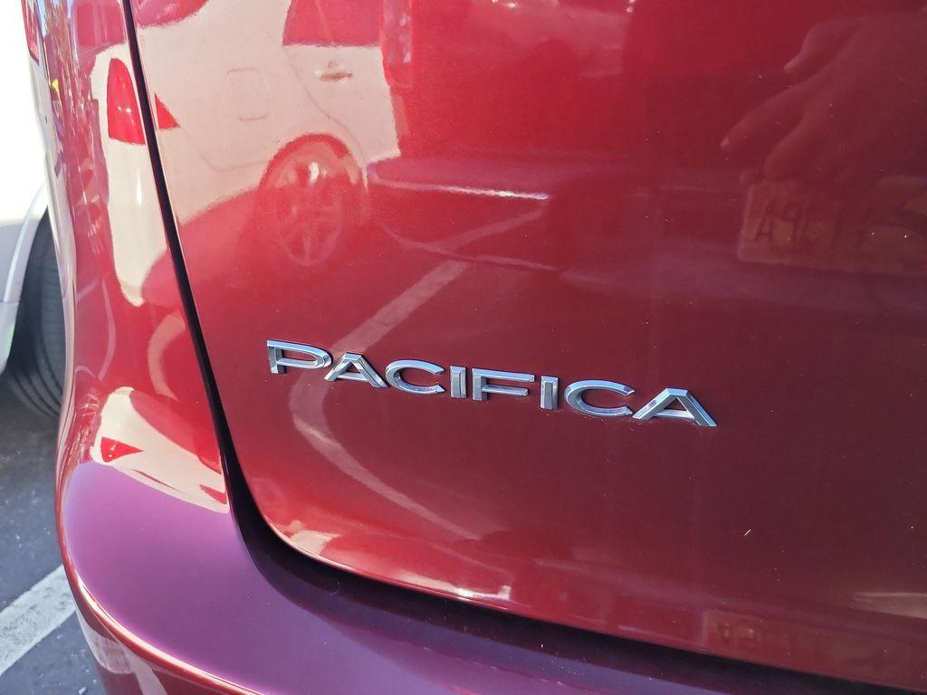 used 2021 Chrysler Pacifica car, priced at $23,997