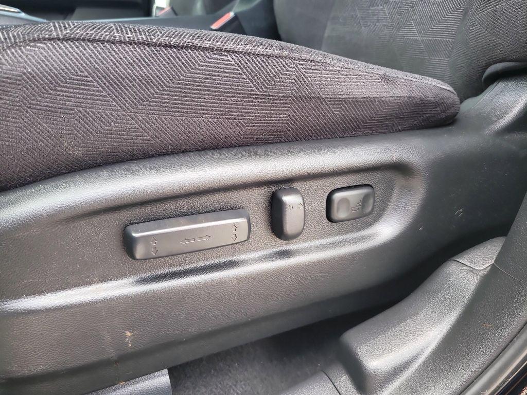 used 2022 Honda Pilot car, priced at $25,183