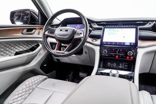 used 2022 Jeep Grand Cherokee car, priced at $33,800