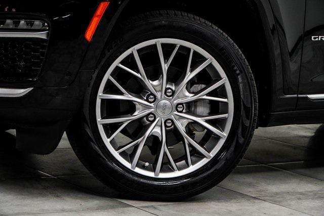 used 2022 Jeep Grand Cherokee car, priced at $33,800