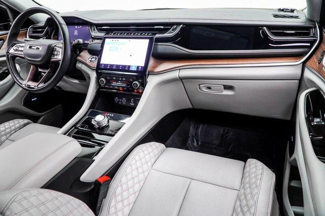 used 2022 Jeep Grand Cherokee car, priced at $33,800