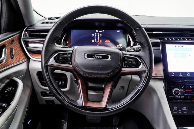 used 2022 Jeep Grand Cherokee car, priced at $33,800