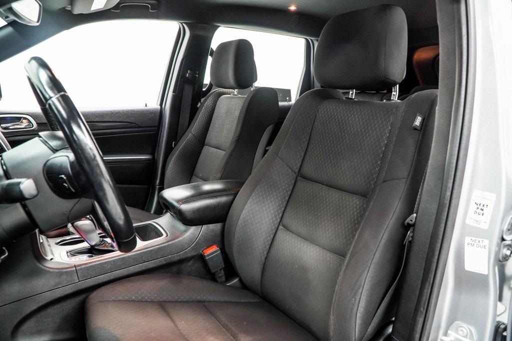 used 2021 Jeep Grand Cherokee car, priced at $17,200