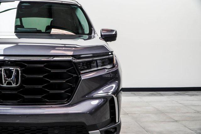 used 2023 Honda Pilot car, priced at $39,542