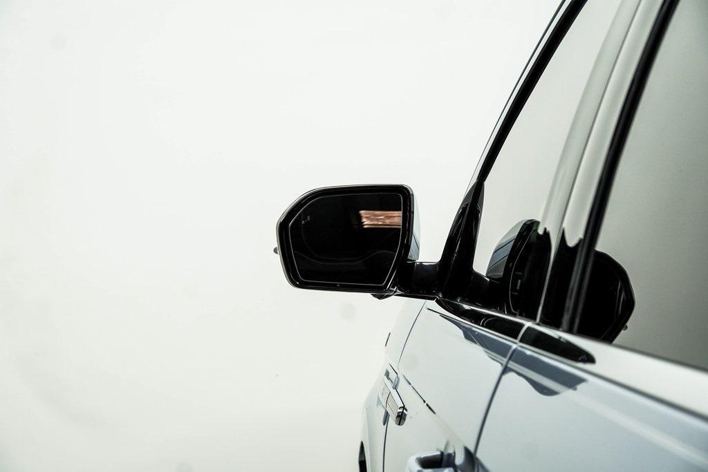 used 2020 Lincoln Navigator car, priced at $42,900