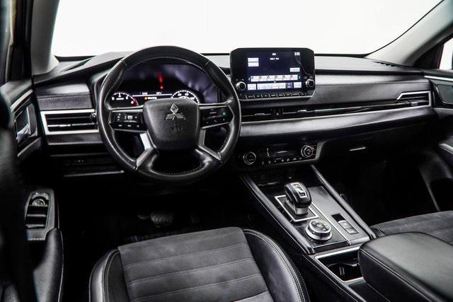 used 2024 Mitsubishi Outlander car, priced at $20,900