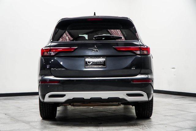 used 2024 Mitsubishi Outlander car, priced at $20,900