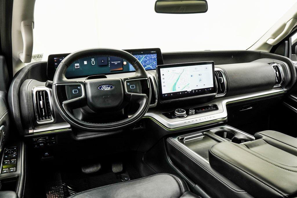 used 2025 Ford Expedition car, priced at $70,999