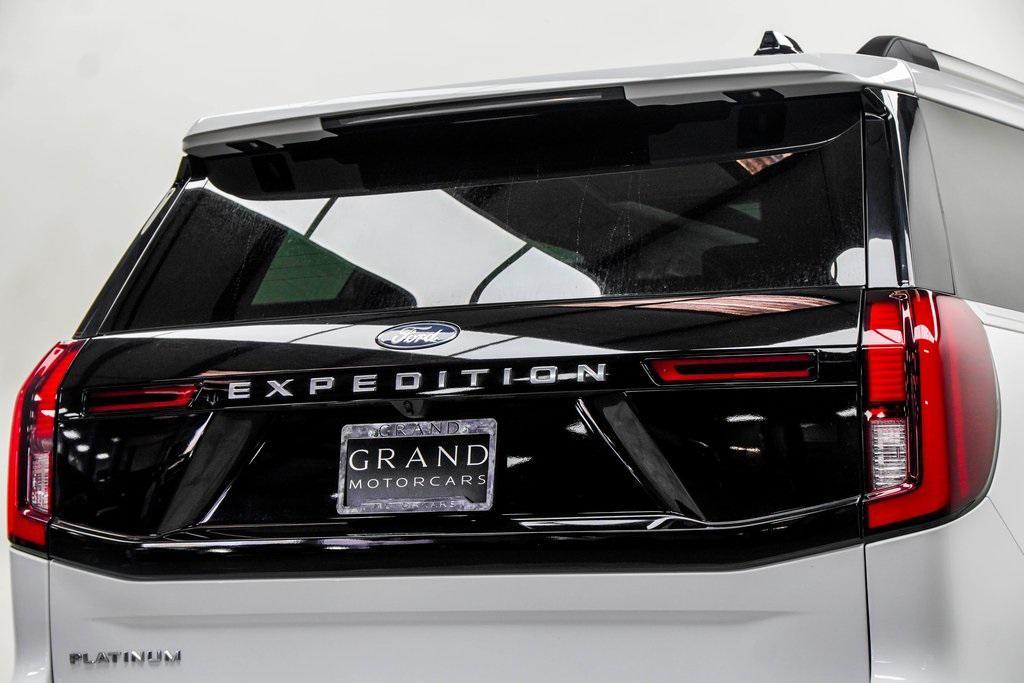 used 2025 Ford Expedition car, priced at $70,999