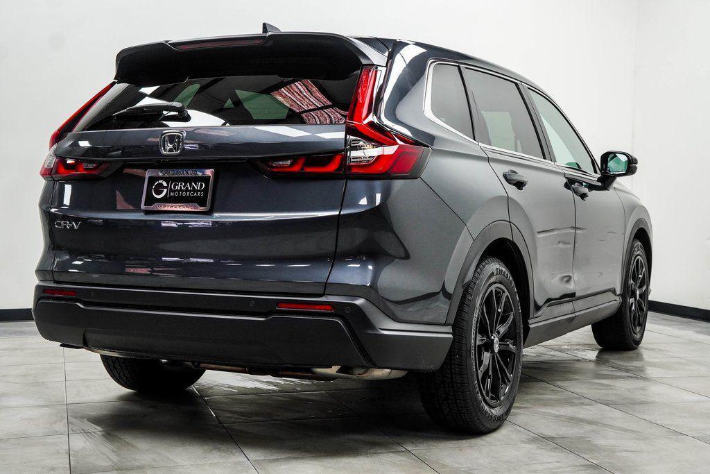 used 2025 Honda CR-V car, priced at $31,000
