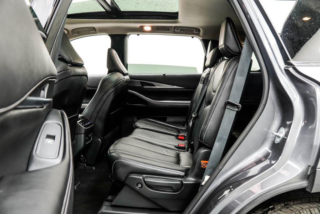 used 2024 INFINITI QX60 car, priced at $31,900