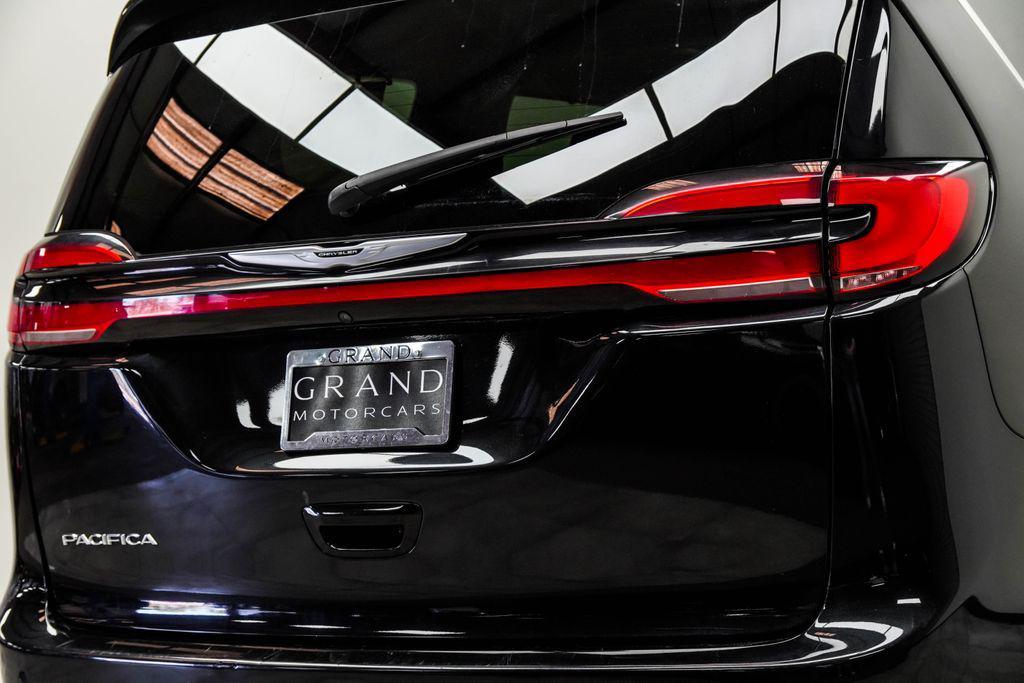 used 2023 Chrysler Pacifica car, priced at $23,600