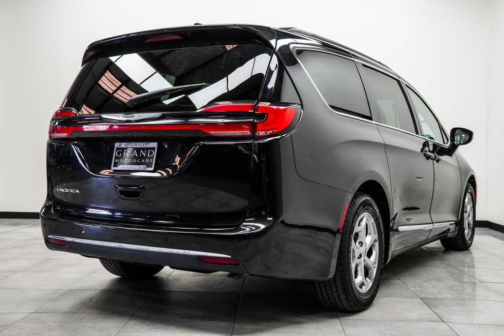 used 2023 Chrysler Pacifica car, priced at $23,600