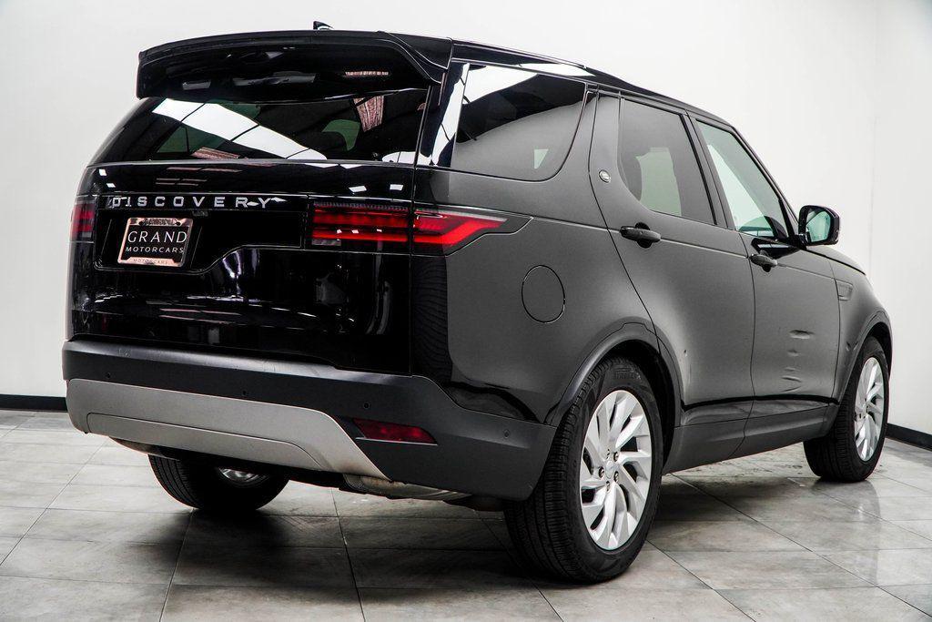 used 2025 Land Rover Discovery car, priced at $42,000