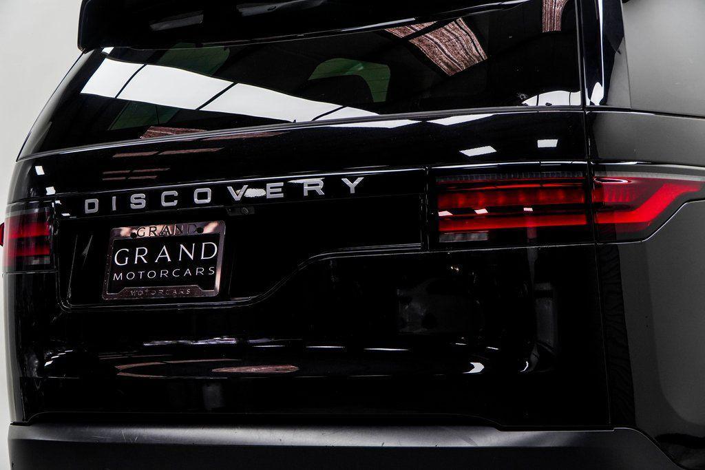 used 2025 Land Rover Discovery car, priced at $42,000