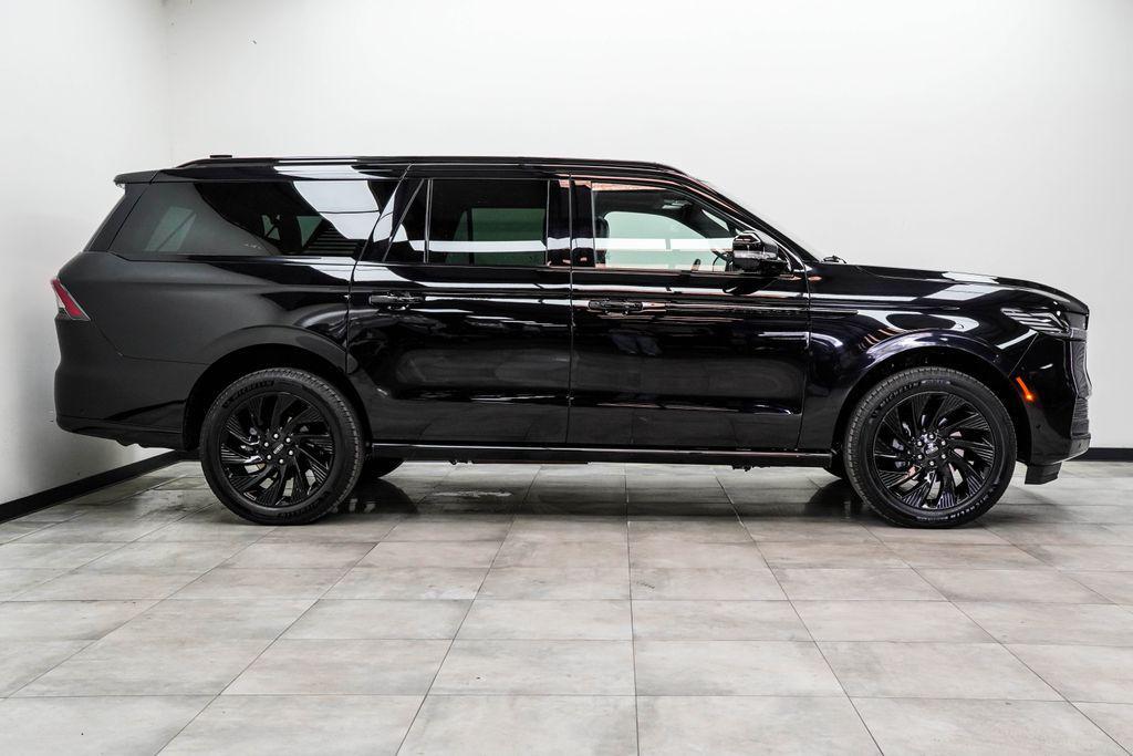 used 2025 Lincoln Navigator car, priced at $88,500