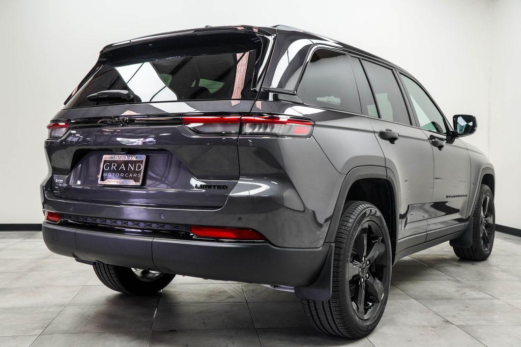 used 2025 Jeep Grand Cherokee car, priced at $38,798