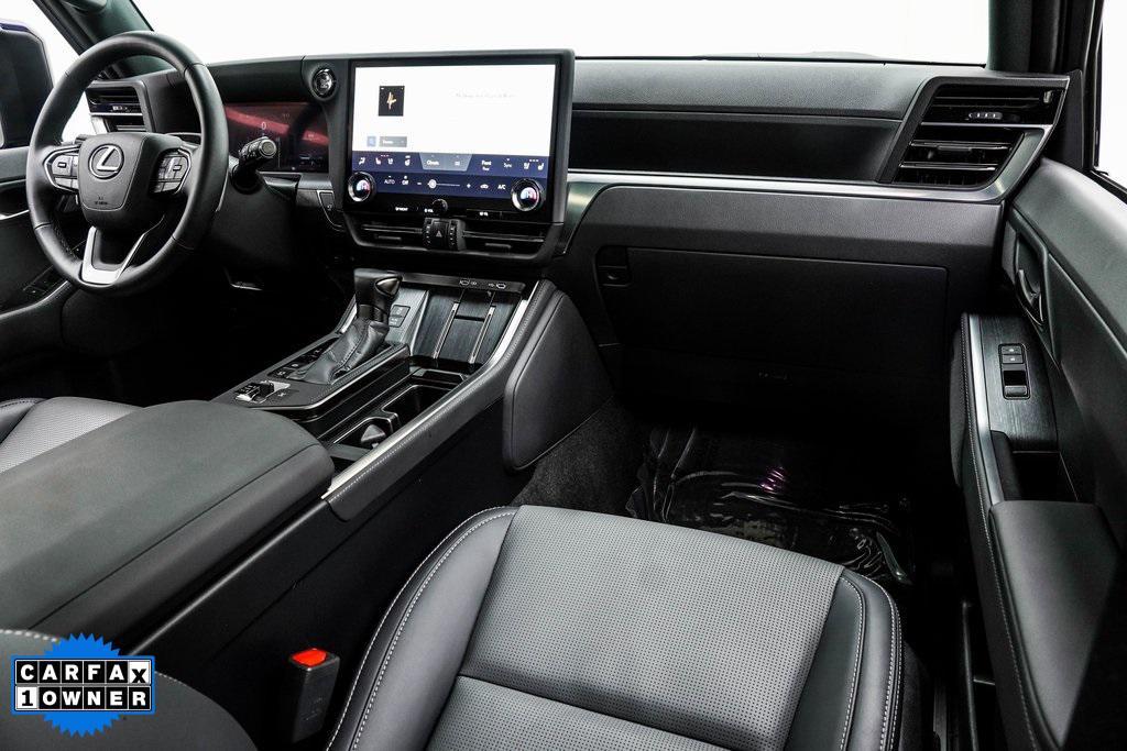 used 2025 Lexus GX 550 car, priced at $92,300