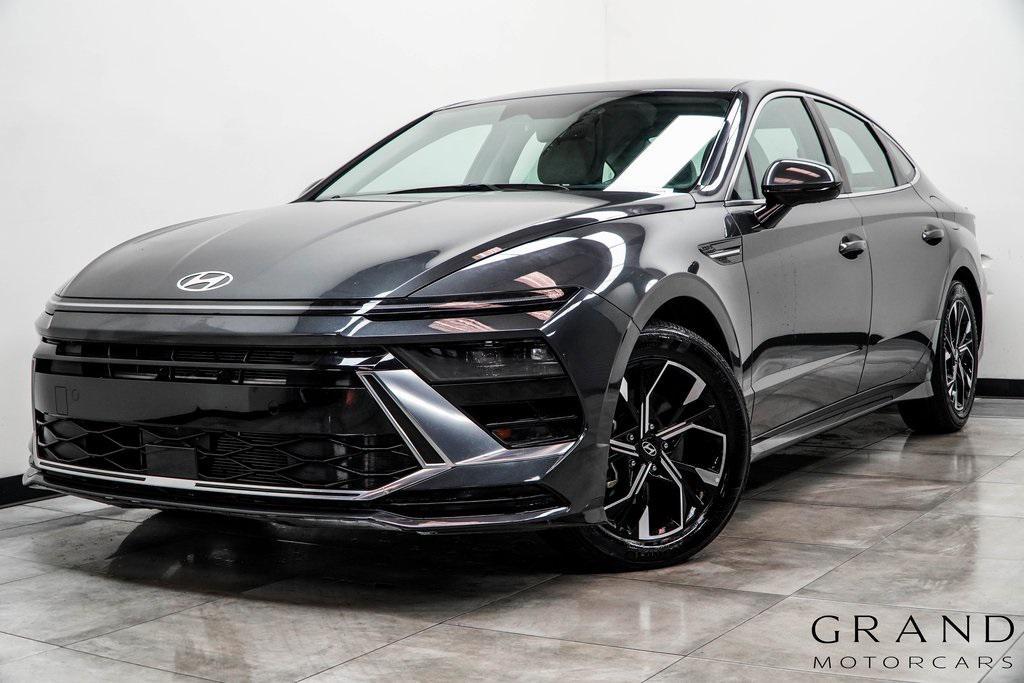 used 2025 Hyundai Sonata car, priced at $22,000