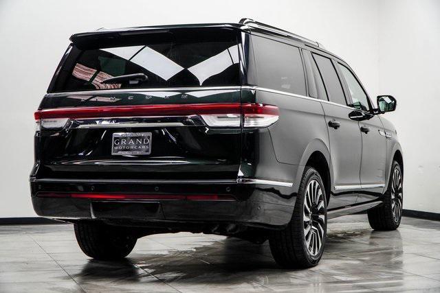 used 2023 Lincoln Navigator car, priced at $63,002