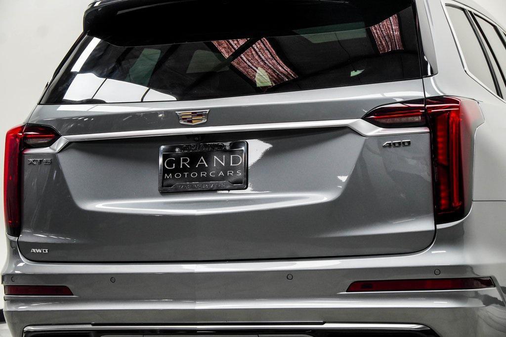 used 2025 Cadillac XT6 car, priced at $47,999