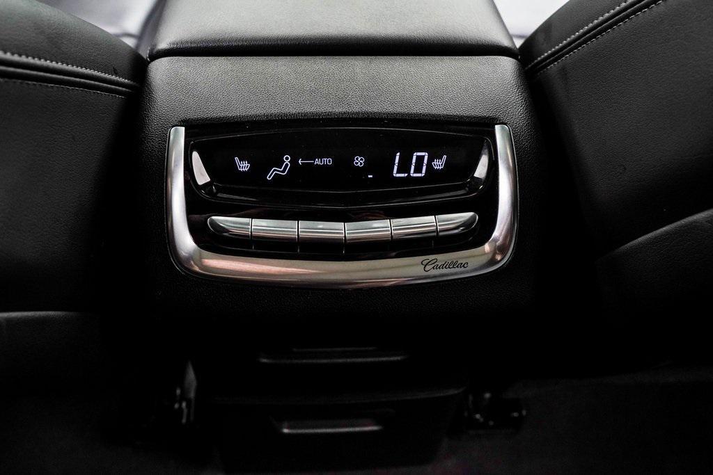 used 2025 Cadillac XT6 car, priced at $47,999