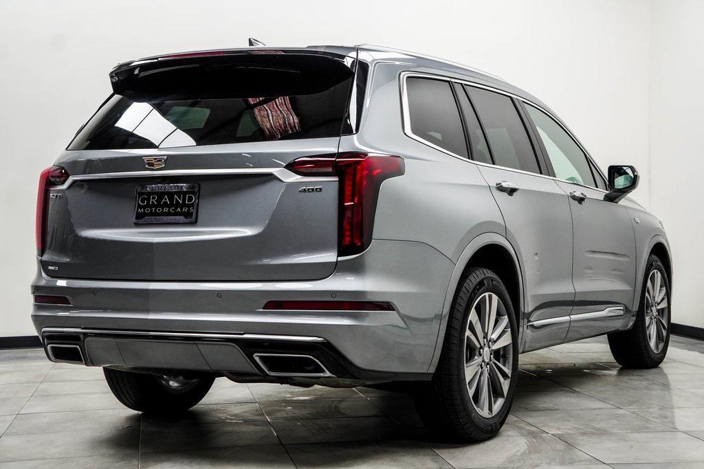 used 2025 Cadillac XT6 car, priced at $47,999
