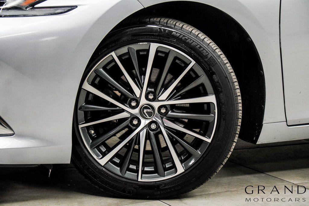 used 2022 Lexus ES 350 car, priced at $31,800