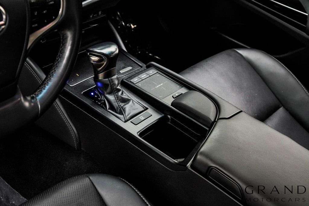 used 2022 Lexus ES 350 car, priced at $32,490