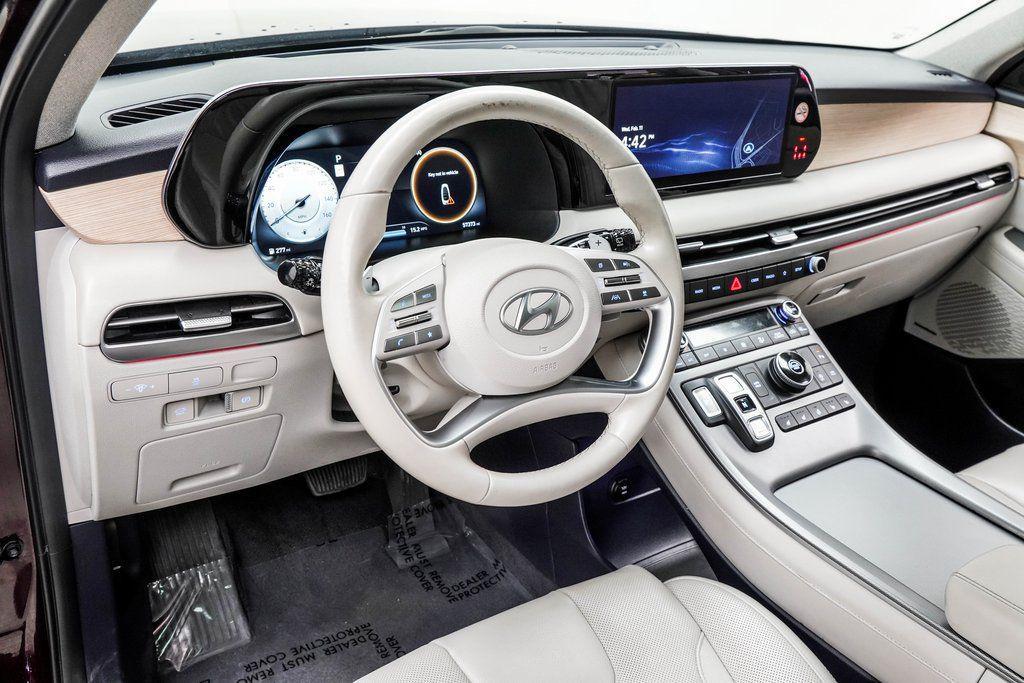 used 2024 Hyundai Palisade car, priced at $32,800