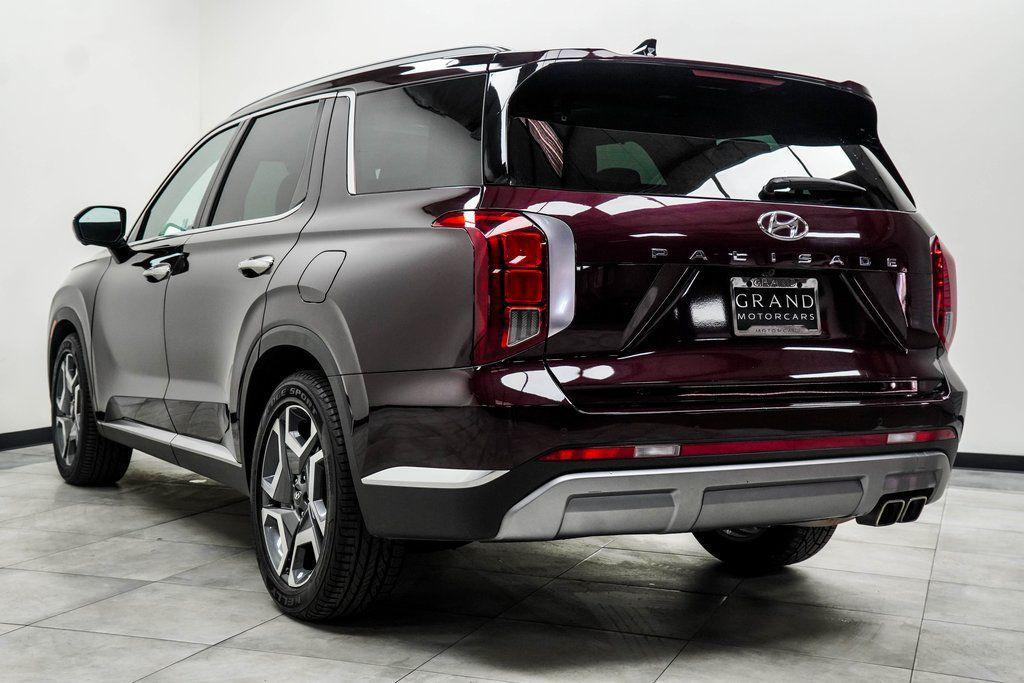 used 2024 Hyundai Palisade car, priced at $32,800