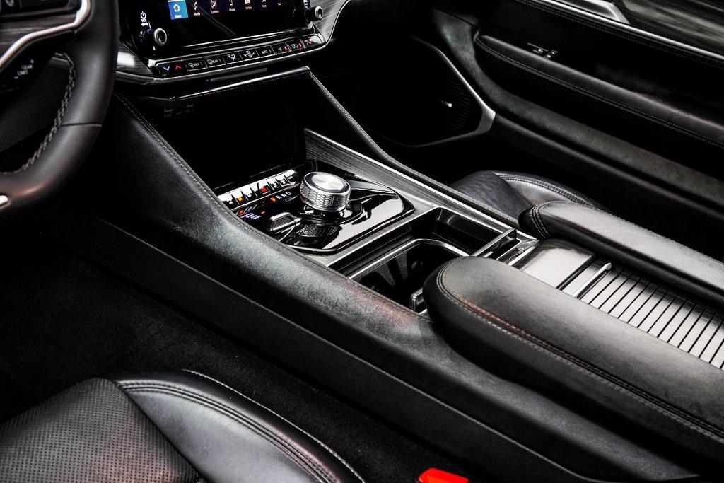 used 2024 Jeep Wagoneer L car, priced at $39,900