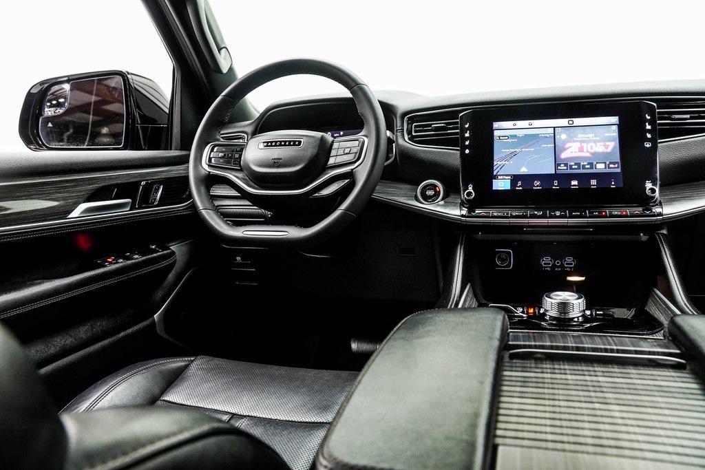 used 2024 Jeep Wagoneer L car, priced at $39,900