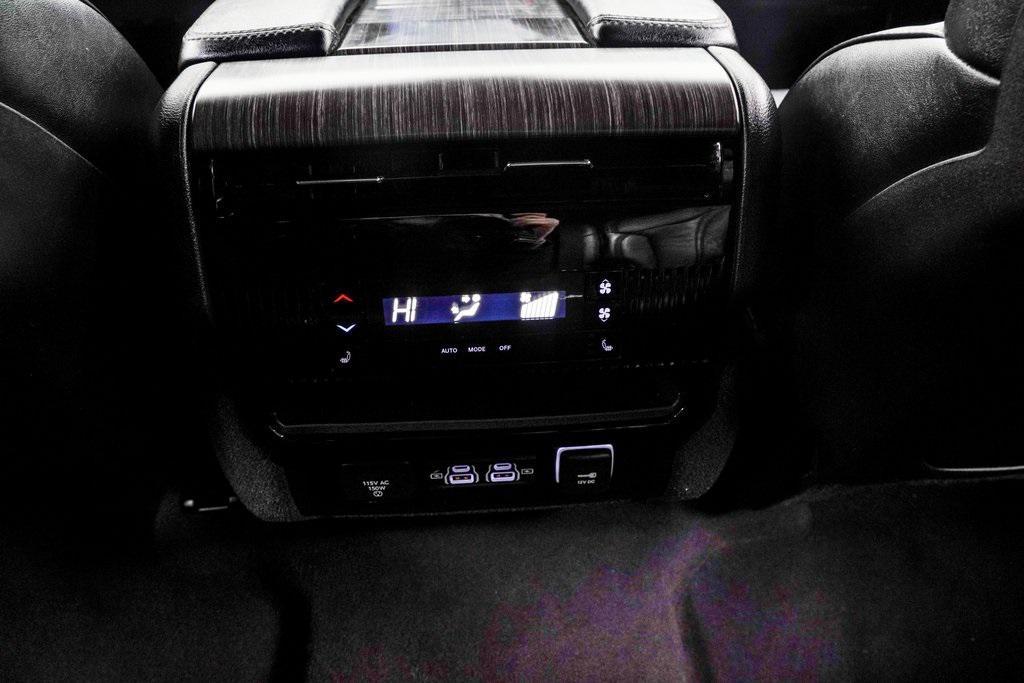 used 2024 Jeep Wagoneer L car, priced at $39,900